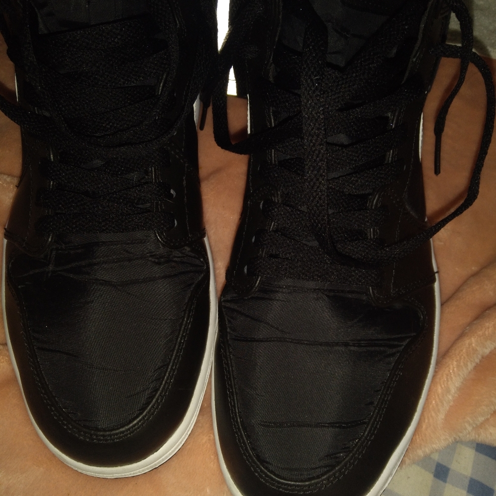 Retro1 air jordan hightops with strap